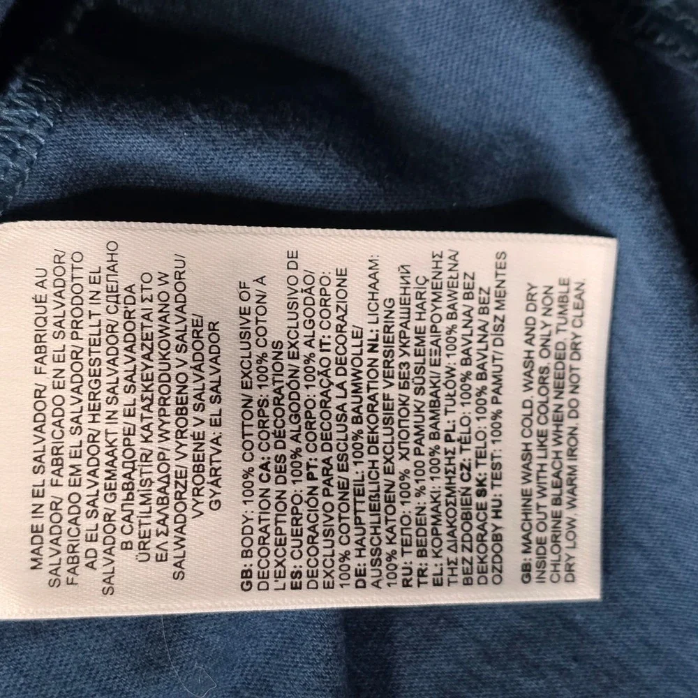 The North Face Shirt Mens Small Blue Long Sleeve Cotton Graphic Logo Tee Outdoor